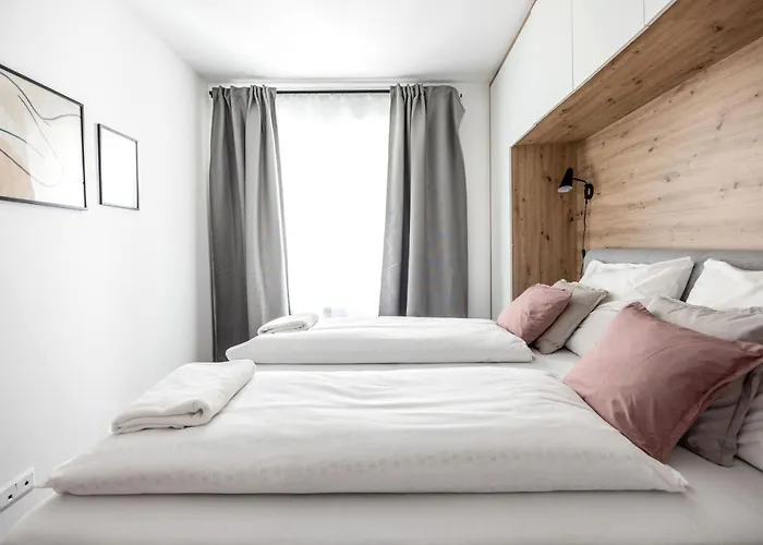 Walnut Tree * Budapesta